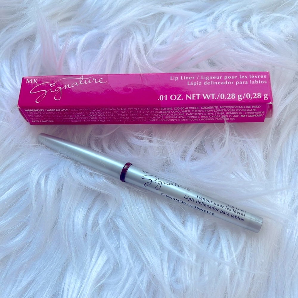 🛍2/$12 Mary Kay Signature Lip Liner